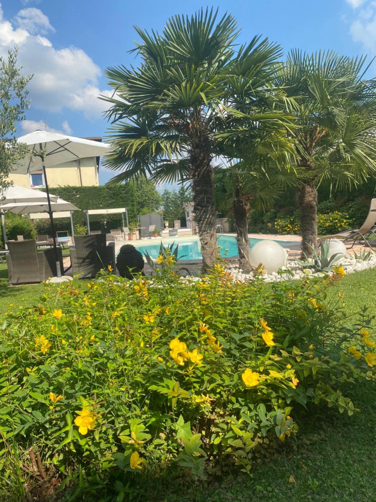 Residence Ca Di Capri บุสโซเลงโก ภายนอก รูปภาพ