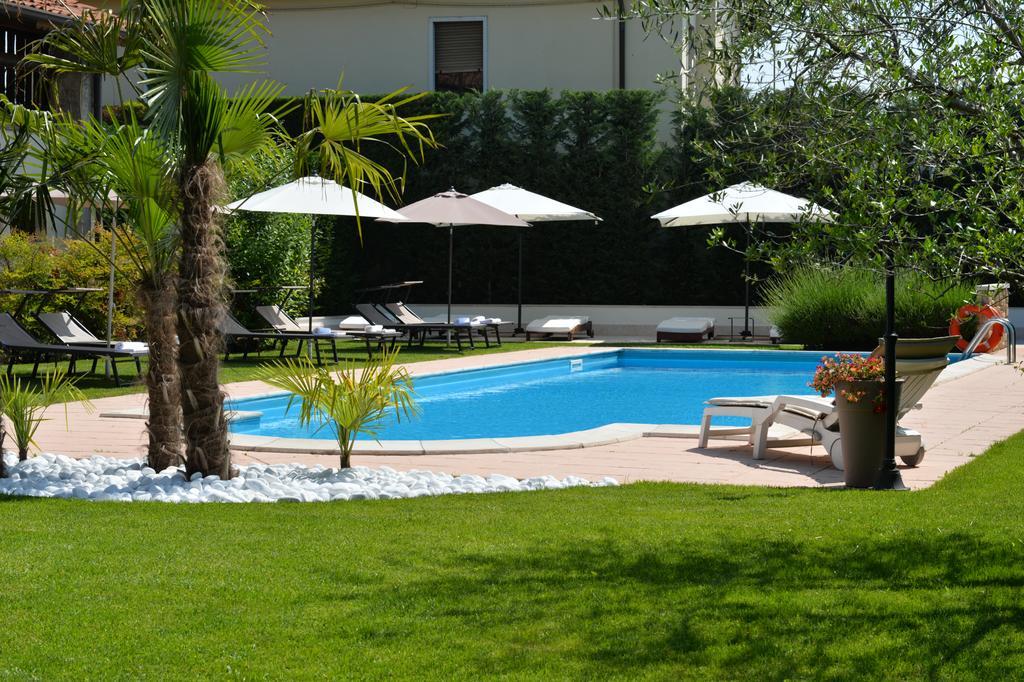 Residence Ca Di Capri บุสโซเลงโก ภายนอก รูปภาพ