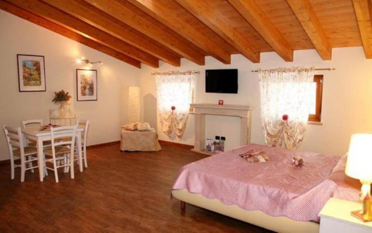 Residence Ca Di Capri บุสโซเลงโก ภายนอก รูปภาพ