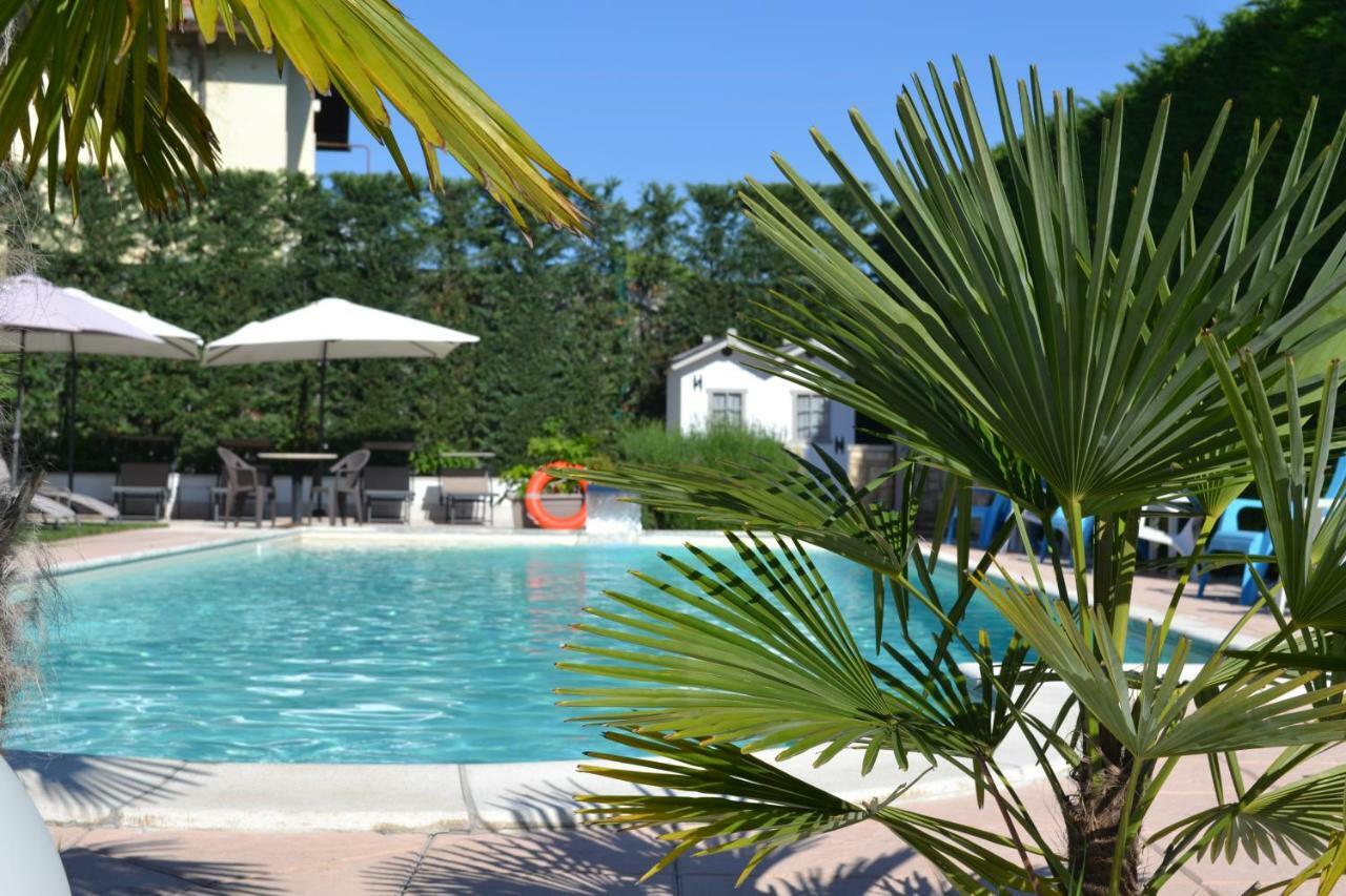 Residence Ca Di Capri บุสโซเลงโก ภายนอก รูปภาพ
